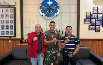 Ketua DPW FRN Roy Nst Bersama Sekjen DPW APPI SUMUT Silahturahmi Letkol Arh. Ronald Ginomgom Simatupang Arhanud 11/WBY.