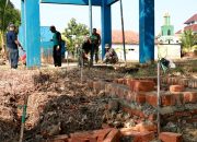 TMMD ke-129 Kodim 0620/Kab. Cirebon Bangun Harapan Warga, MCK dan Revitalisasi Air Bersih Mulai Dikerjakan di Desa Luwung Kencana