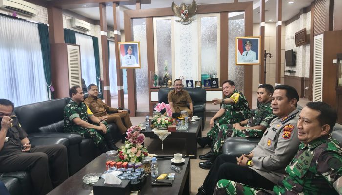 *Tim Wasev Mabes TNI AD Tinjau Karya Bhakti Skala Besar 2026 di Sarolangun, Sinergi TNI dan Pemda Percepat Pembangunan untuk Rakyat*