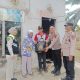 Polsek Pulau Rimau Bersama Sidokkes Polres Banyuasin Salurkan Bansos dan Berikan Layanan Kesehatan Gratis
