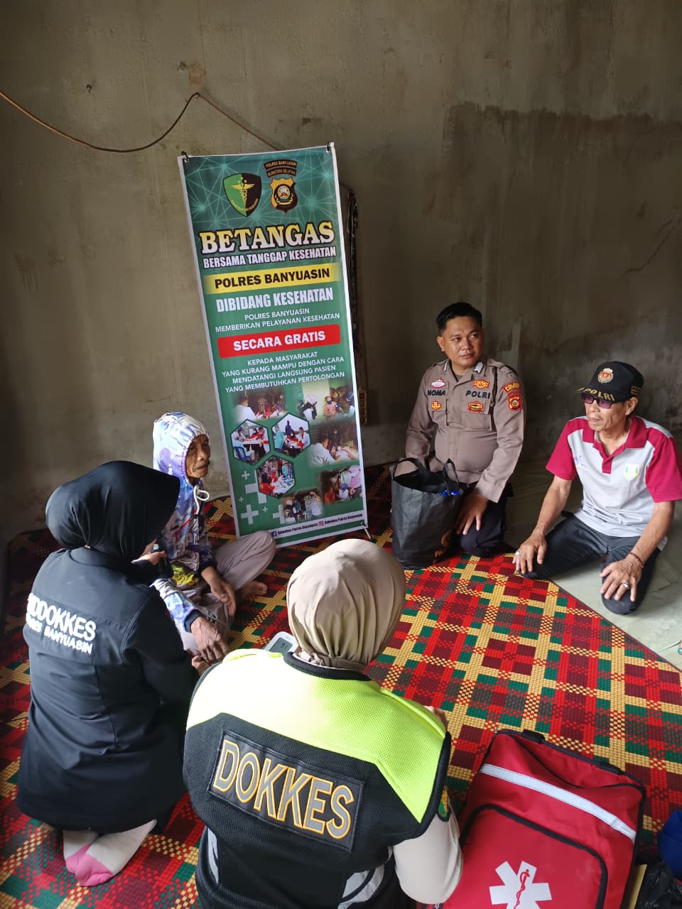 polsek pulau rimau bersama sidokkes polres banyuasin salurkan bansos dan berikan layanan kesehatan gratis 4 IMG 20260722 WA0038