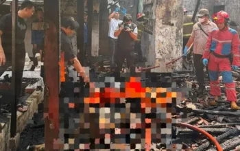 obat nyamuk maut: rumah di bekasi utara hangus terbakar, satu penghuni tewas terjebak kobaran api 3 IMG 20260723 WA02511 733x450 1