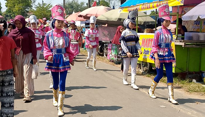 Ribuan Warga Meriahkan Haul Syekh Pasiraga dan Sesepuh Desa Depok Ke -56 Tahun Di Cirebon ‎
