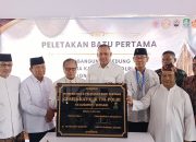 Pondasi Harmoni di Jatisari: Walikota Bekasi Letakkan Batu Pertama Gereja Katolik St. Ignatius  ‎