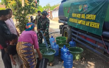 Mengalirkan Harapan di Tengah Kemarau, Satgas TMMD ke-129 Salurkan Bantuan Air Bersih kepada Masyarakat ‎
