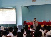kapolres buru turun langsung dalam program polisi mengajar, tanamkan kesadaran hukum dan hentikan kekerasan perempuan & anak sejak dini di sekolah 13 IMG 20260804 WA0000
