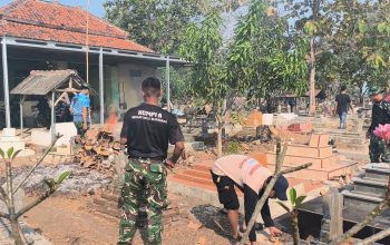 perkuat kemanunggalan tni dan rakyat, satgas tmmd ke-129 gelar karya bakti di tpu desa luwung kencana 8 IMG 20260808 WA0004 1