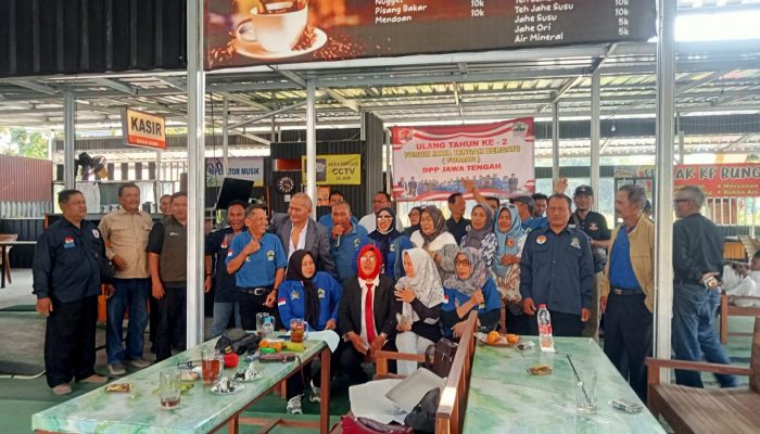 2 TAHUN FORJAB TETAP SOLID! SANTUNI ANAK YATIM DAN PERERAT PERSAUDARAAN DI CAFE BUNGAH