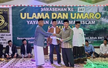 Sarasehan YAUMI ke-387 di Jatinegara, Bupati Tegal Ajak Masyarakat Perkuat Gotong Royong dan Kepedulian Sosial