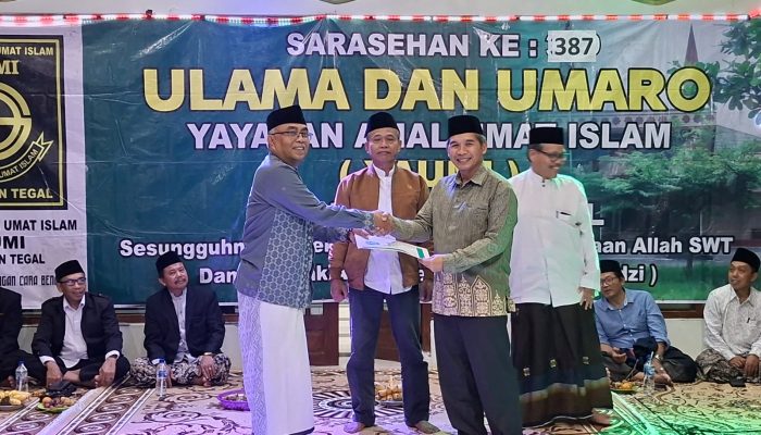 Sarasehan YAUMI ke-387 di Jatinegara, Bupati Tegal Ajak Masyarakat Perkuat Gotong Royong dan Kepedulian Sosial