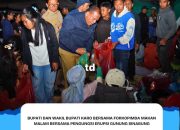 bupati dan wakil bupati karo bersama forkopimda makan malam bersama pengungsi erupsi gunung sinabung 10 FB IMG 1788278254280