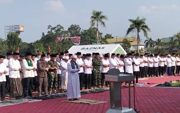 *Dandim 0420/Sarko Ikuti Sholat Istisqo, Bersama Forkopimda dan Masyarakat Sarolangun Meminta Turunnya Hujan*