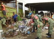 bukan sekadar bersih - bersih, gerakan tni peduli sampah perkuat sinergi dengan warga pasar jagasatru 2 IMG 20260911 WA0058