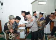 ‎Kapolres Cirebon Kota Laksanakan Jumat Keliling di Masjid Nurul Jannah ‎