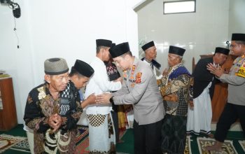 kapolres cirebon kota laksanakan jumat keliling di masjid nurul jannah 7 IMG 20260912 WA0010