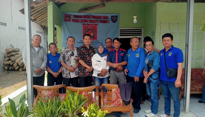Kesbangpol Jateng Apresiasi Tertib Administrasi dan Eksistensi Kantor DPP FORJAB di Tegal