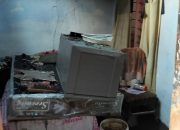 polsek mundu bersama damkar tangani kebakaran rumah di banjarwangunan 3 IMG 20260927 WA0047
