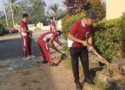 Kapolsek Sekayu AKP Dedy Kurniawan SH.MH memimpin kurve lingkungan sektor kerja anggota Polsek sekayu