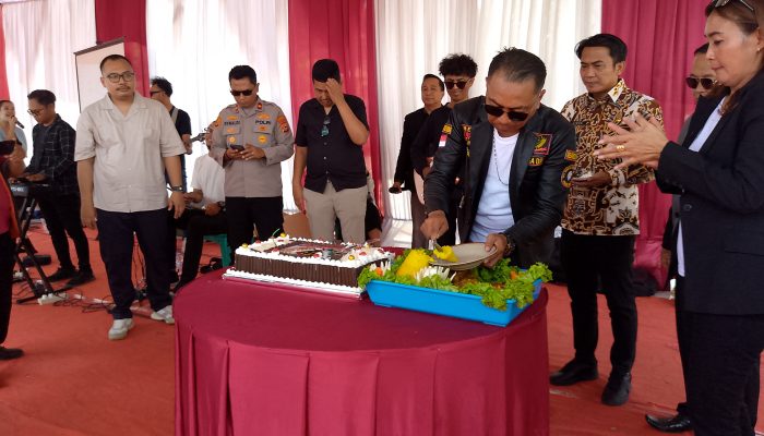 Harlah ke-14, LSM Penjara Indonesia Kabupaten Cirebon Gelar Santunan Anak Yatim dan Kaum Duafa ‎di Alun -Alun Palimanan