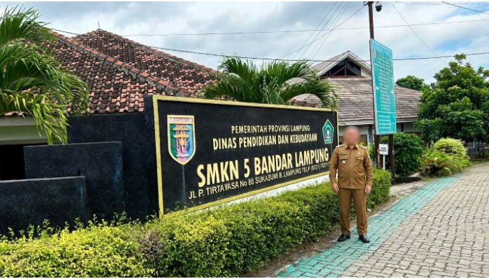Penyimpangan Dana BOS Rp34,6 Juta di SMKN 5 Bandar Lampung Terbongkar BPK! Era Ifraim Aziz Diduga Pakai Nota Palsu