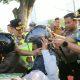 Peduli Keselamatan Pengendara, Kapolda Sumut Turun Langsung Bagikan Helm dan Imbau Tertib Lalu Lintas