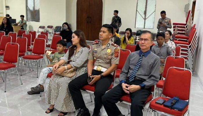 Sat Lantas Polres Kuningan Gelar Minggu Kasih dan Pengamanan Ibadah di Dua Gereja ‎