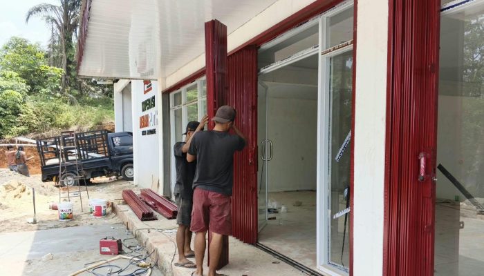 *KDKMP Desa Kandang Hampir Rampung, Babinsa dan Pemerintah Desa Terus Bersinergi*