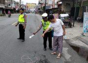 Tragis,…!!! Seorang Kakek 79 Tahun Tewas Mengenaskan Di Jalan Medan – Tebing Tinggi, Ditabrak Lari Mobil – Kabur Tanpa Tanggung Jawab