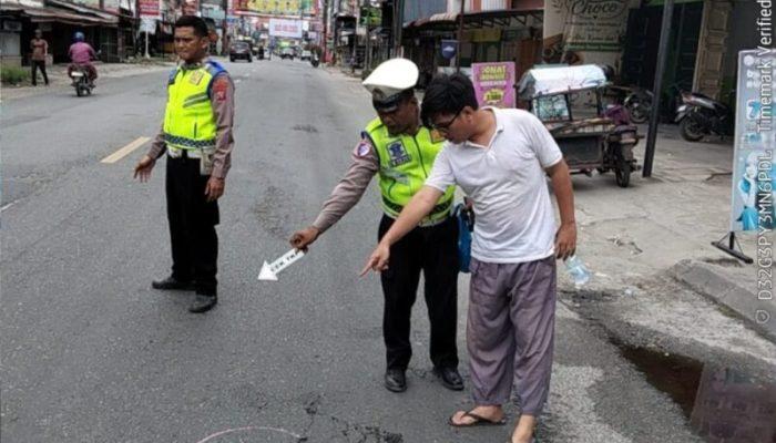 Tragis,…!!! Seorang Kakek 79 Tahun Tewas Mengenaskan Di Jalan Medan – Tebing Tinggi, Ditabrak Lari Mobil – Kabur Tanpa Tanggung Jawab